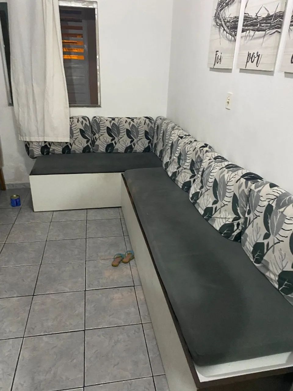 Sofá de canto super funcional 
