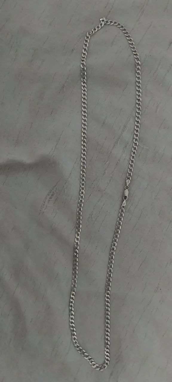 Cordão e pulseira de prata 