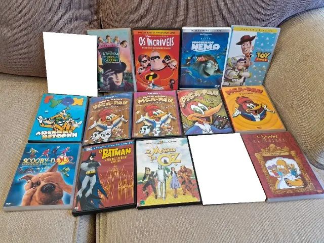 13 DVDs infantis originais em ótimo estado
