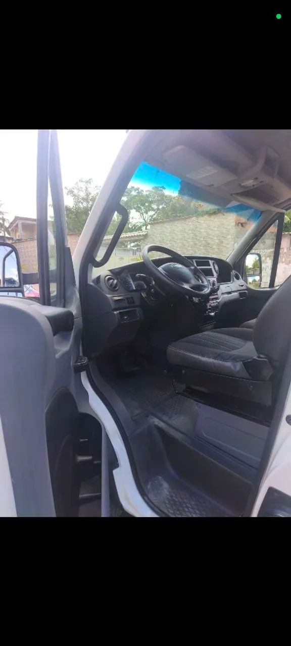 Iveco baú 70c17 ano 2019 Deixo pagar no nome. - Foto 4
