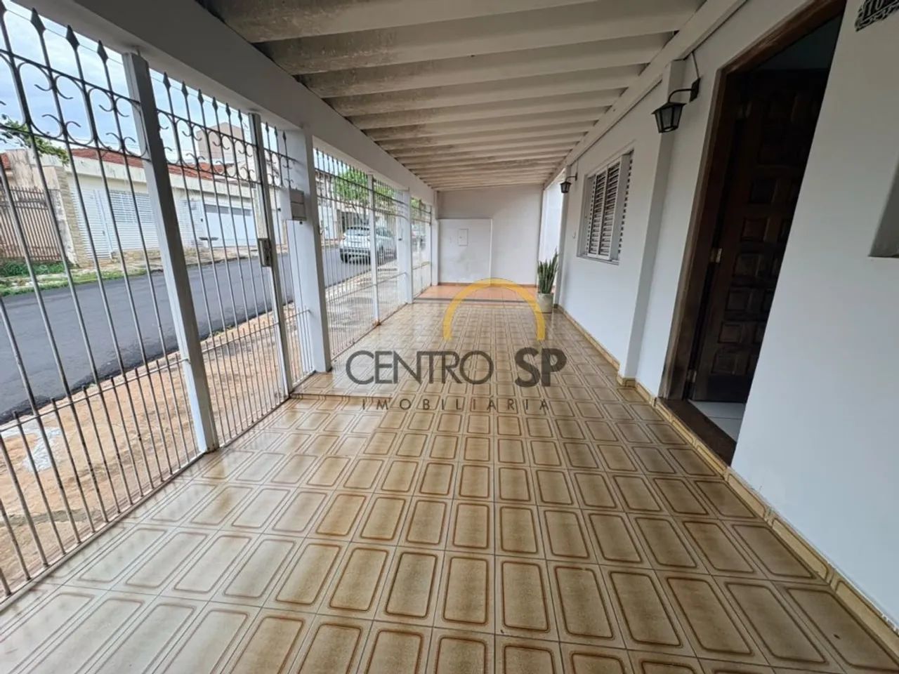 Casa para venda com 200 m² e 2 quartos em Vila Lemos, Bauru - SP - Foto 2
