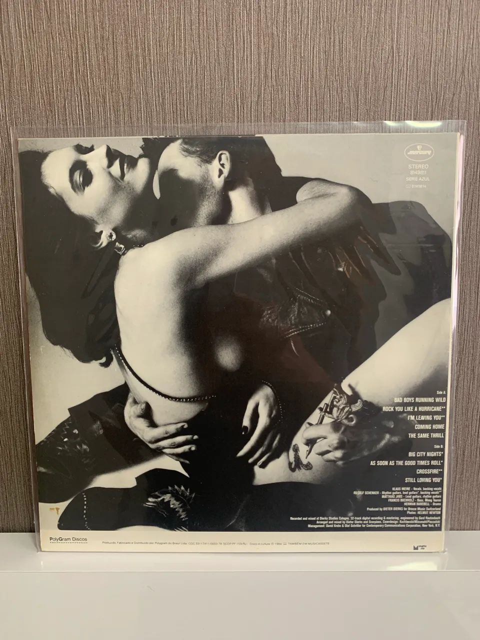 LP Scorpions - Love At First Sting (Com Encarte) - Vinil - Foto 2