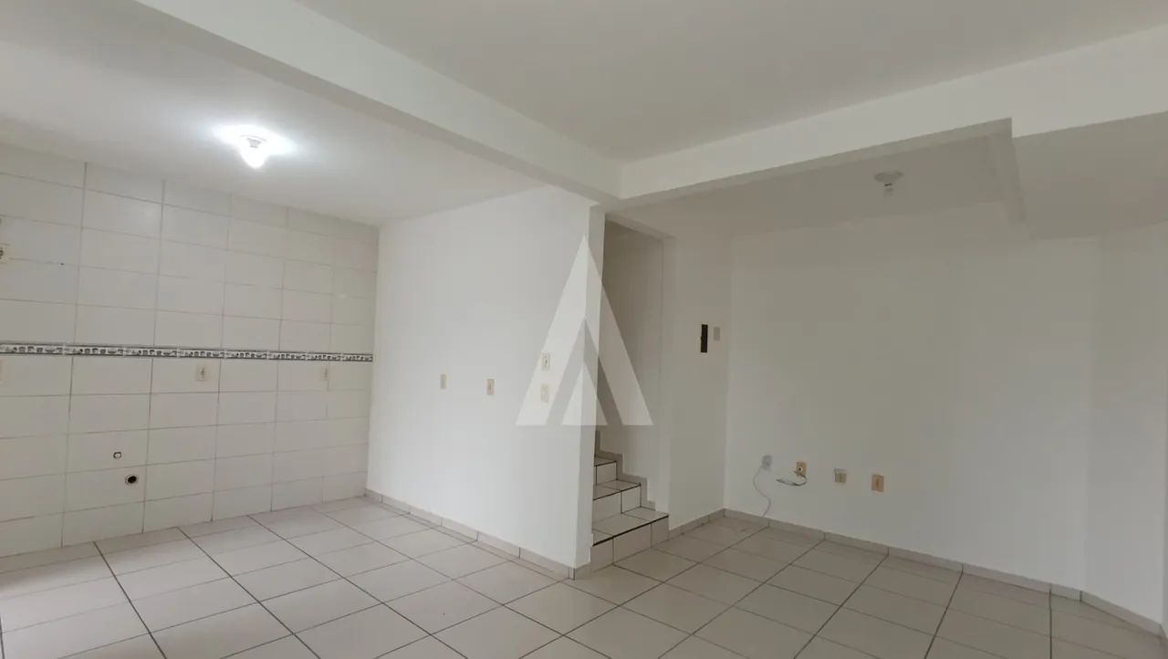 Geminado com 2 quartos e churrasqueira no bairro Iririu. - Foto 5