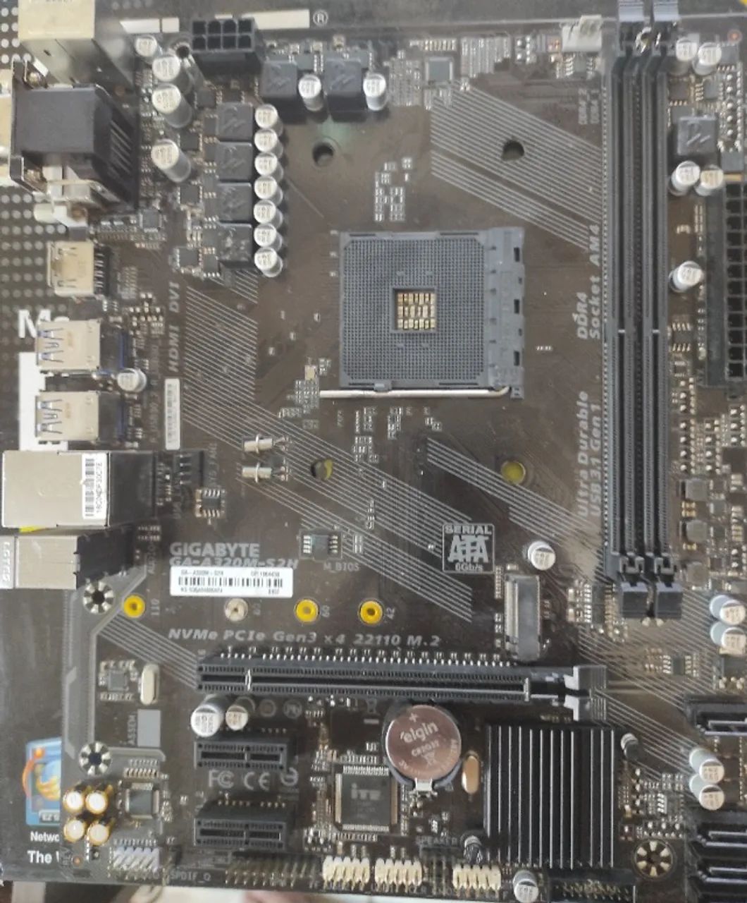GIGABYTE GA-A320M-S2H 
