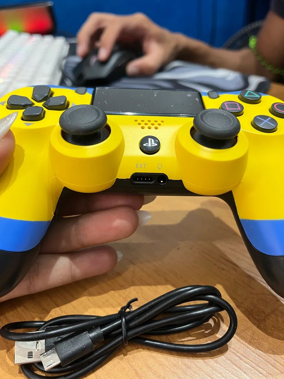Controle de PS4 - Foto 3