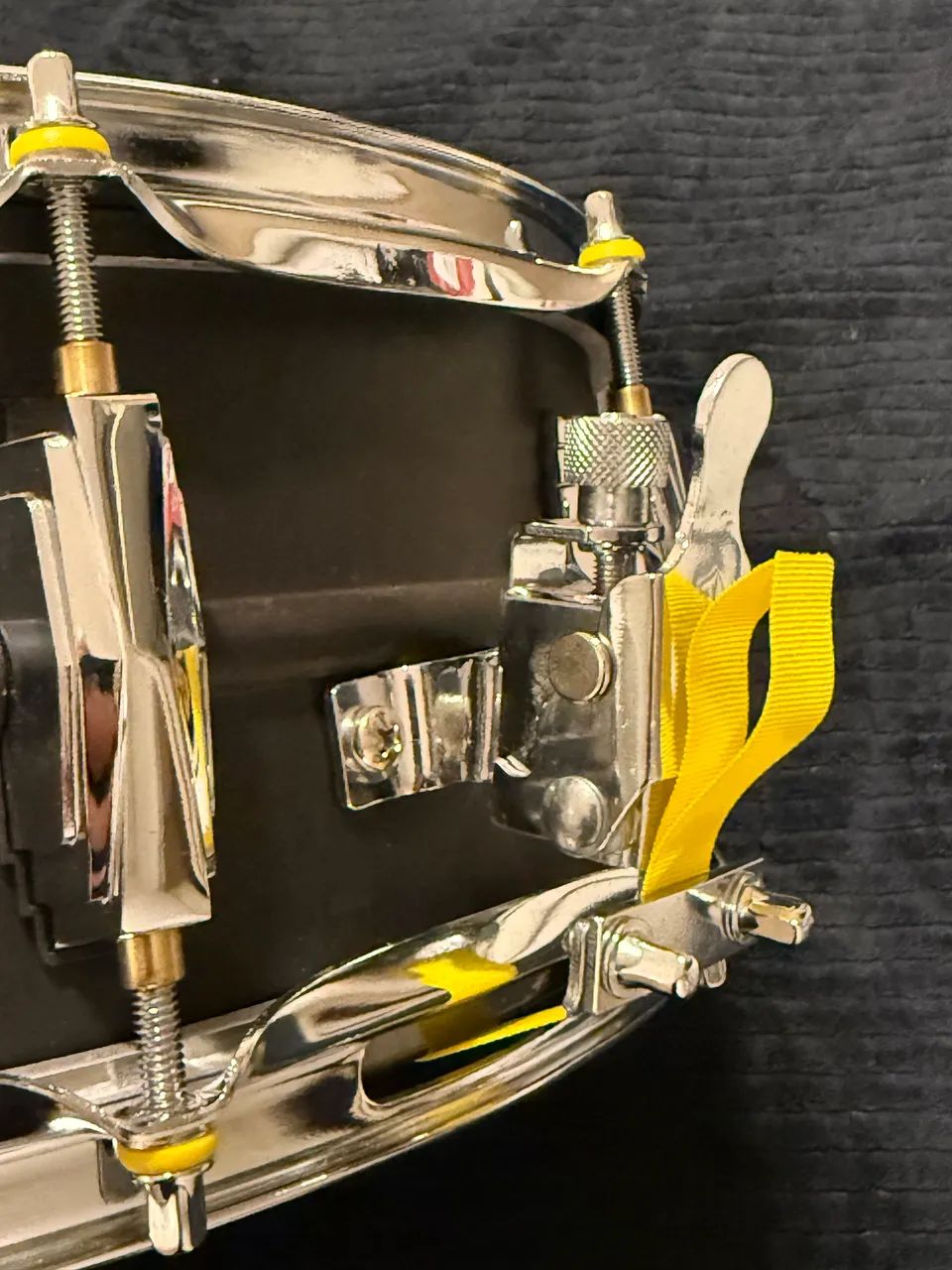 Caixa Pinguim Imperador 14x5 Alumínio Seminova - Instrumentos