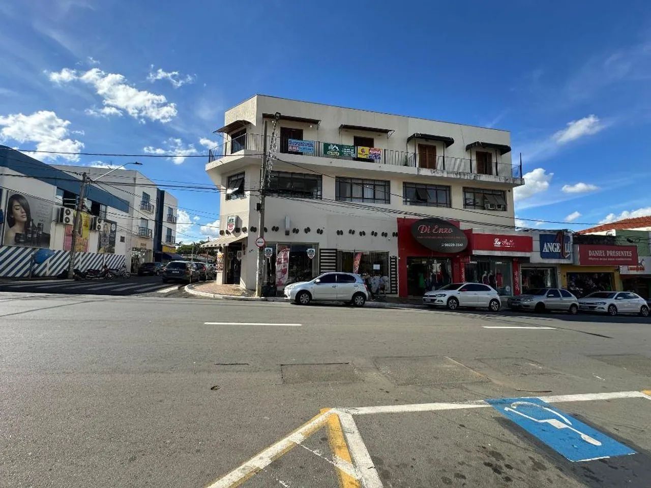 Apartamento para alugar em Sumaré, Centro, com 2 quartos, com 130 m²