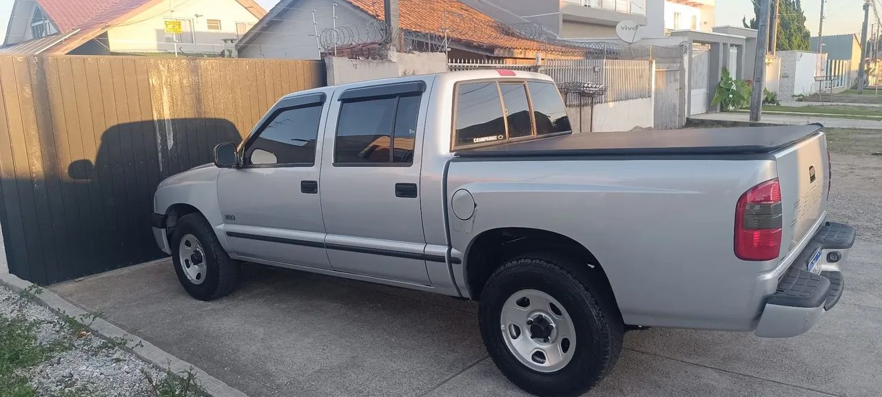 Chevrolet S10 Pick-up 2.4 MPFI 8V 128cv CD 4P 2001