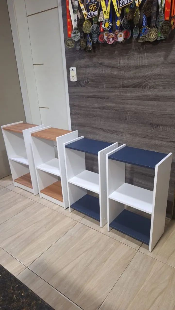 Mesa de canto NOVA $ 90,00 cada - Foto 2