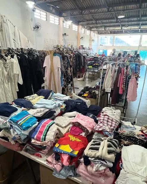 VENDO BAZAR DE ROUPA ? - Foto 2