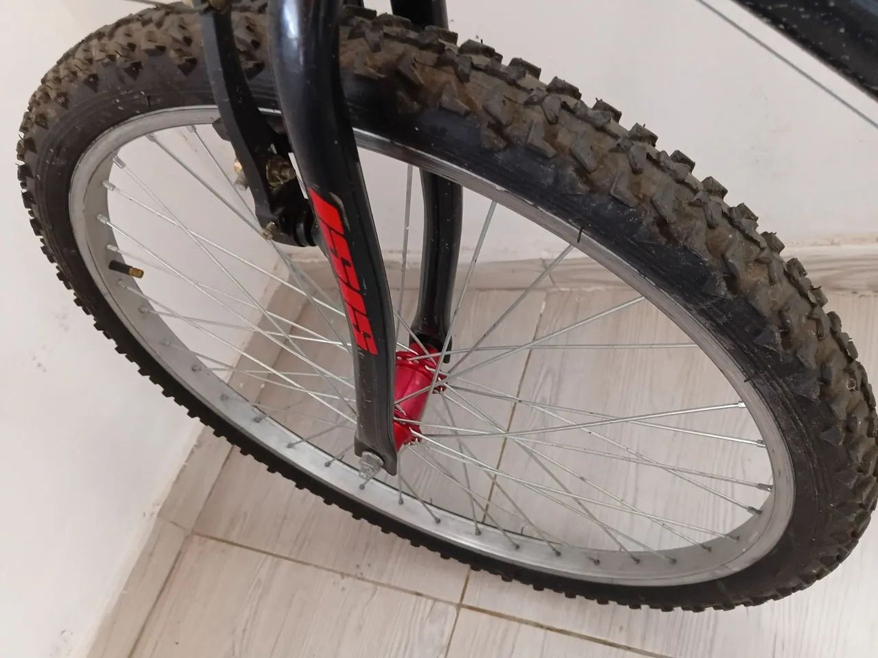 Bicicleta aro 24  - Foto 2