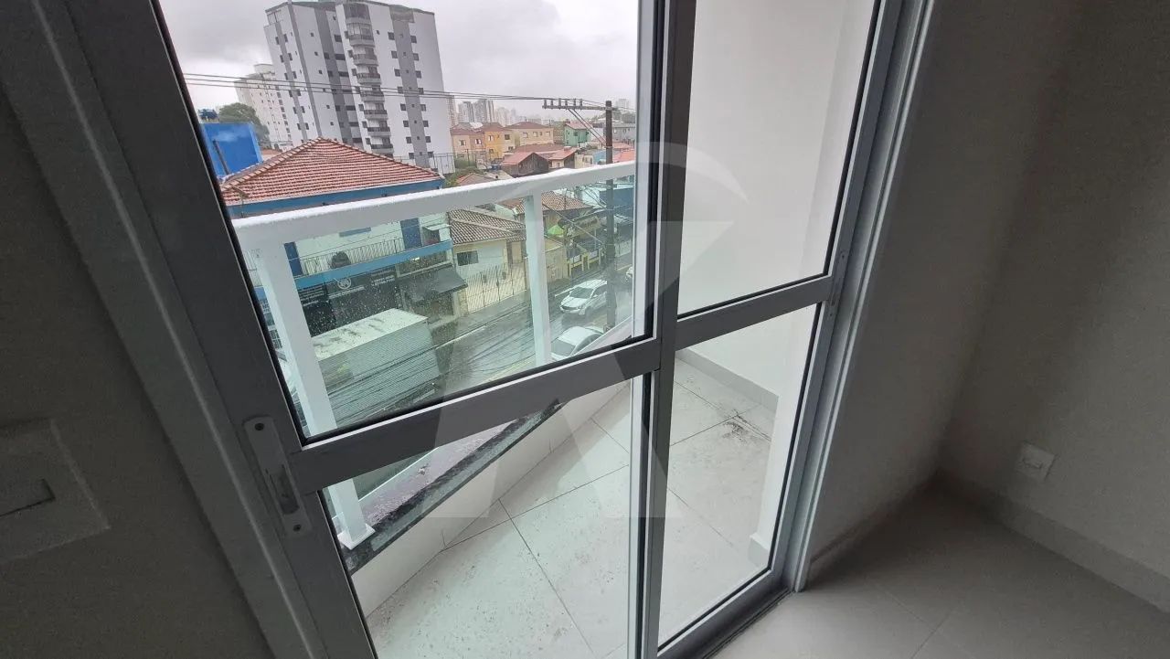 Apartamento com 2 quartos, sala, cozinha, banheiro e sacada - Foto 4