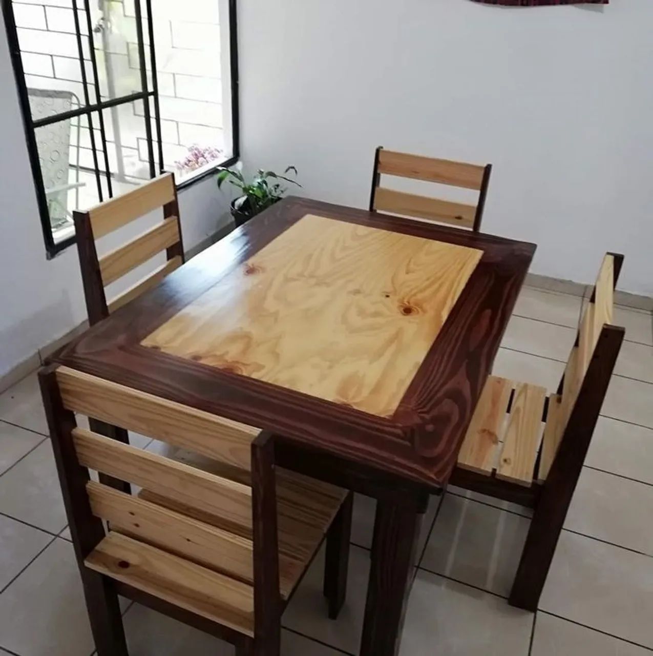 Móveis de madeira 