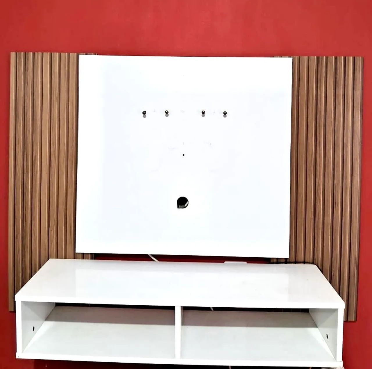Painel para TV com Ripado e Rack