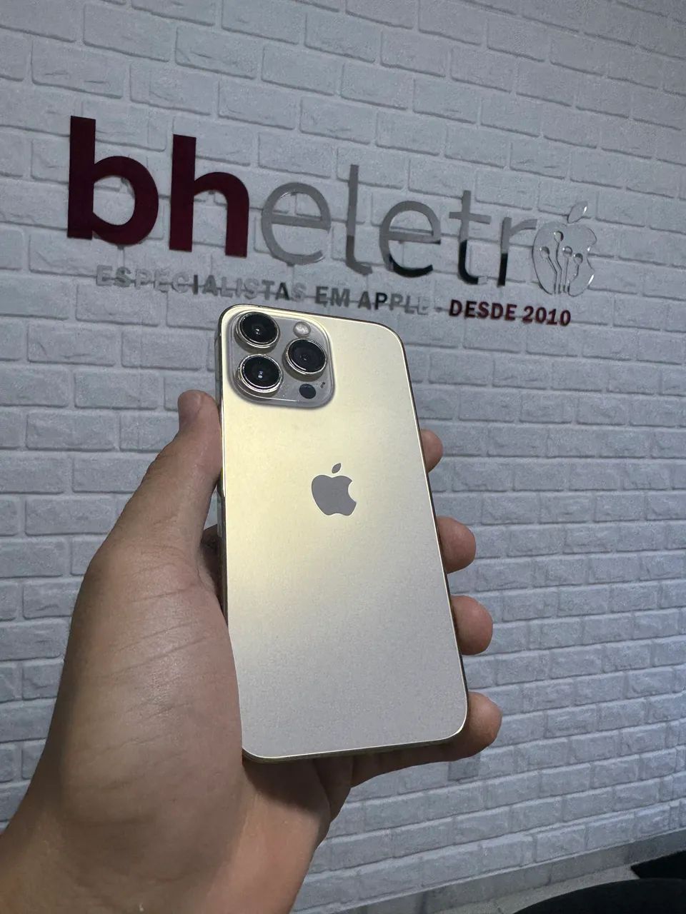 iPhone 13 Pro Gold - 0570