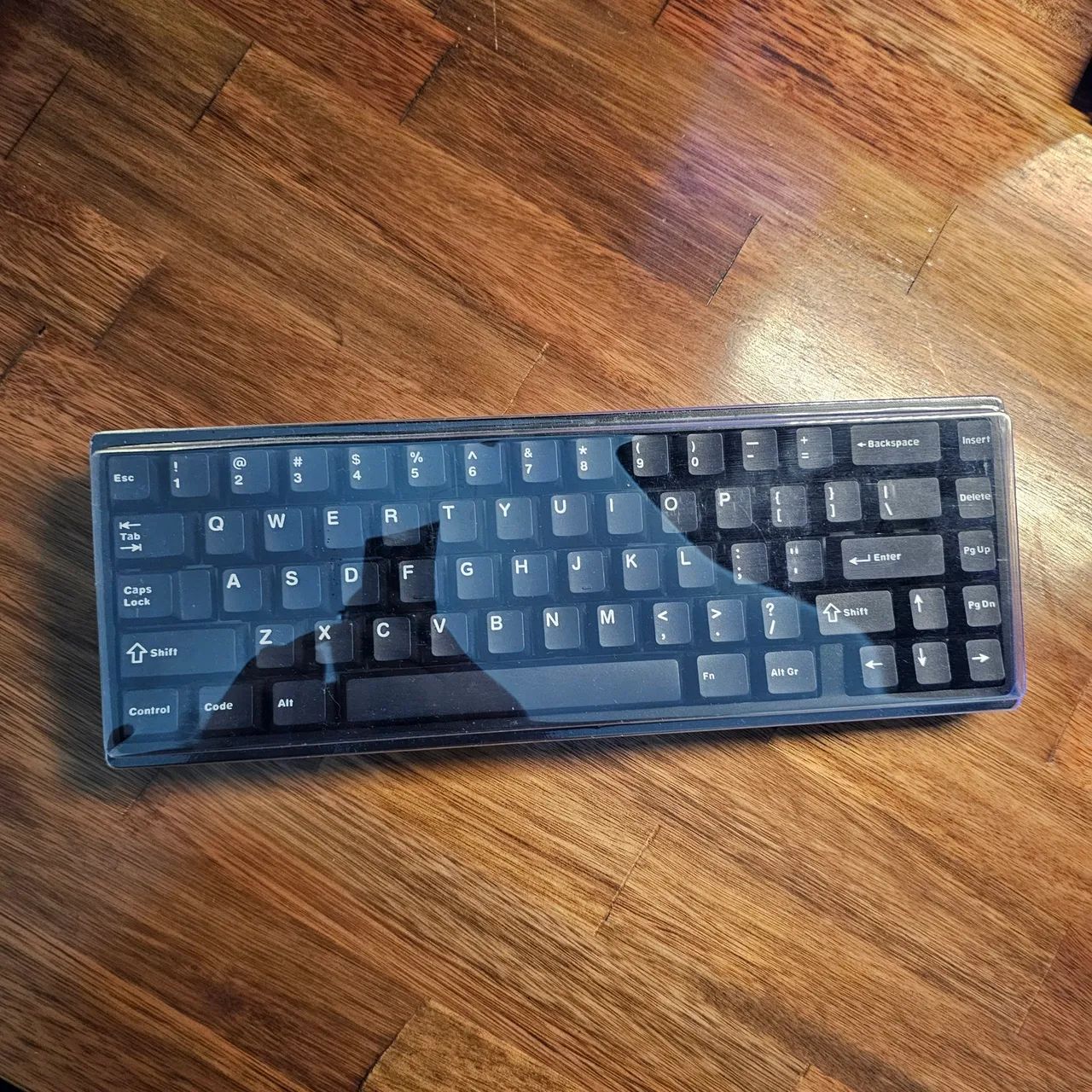 Teclado lucky 65 em aluminio