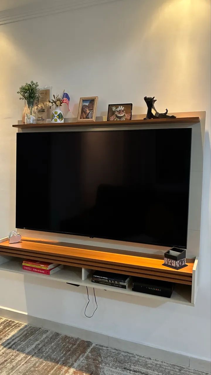 Painel TV até 55 polegadas Madeira Madeira
