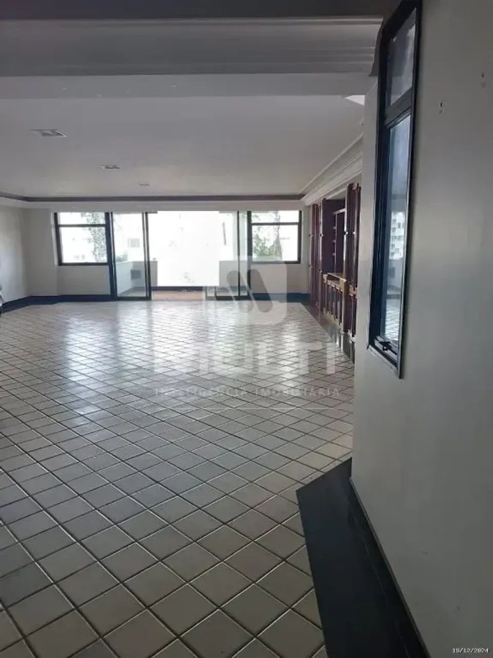 Apartamento - MARTINS
