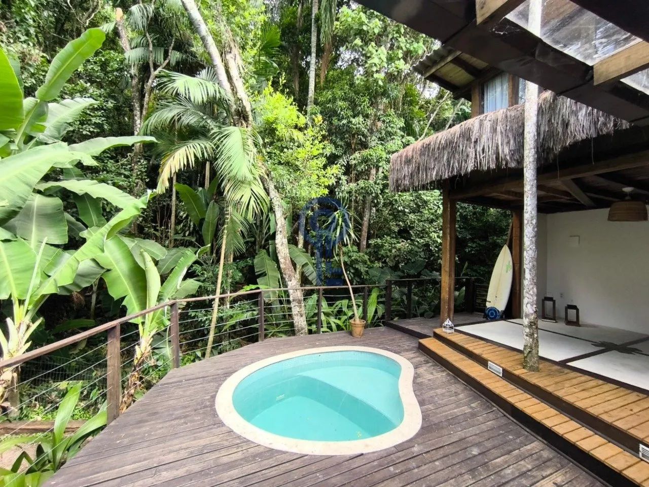 Casa com 3 quartos para alugar na Lagoa da Conceição, Florianópolis - Foto 2