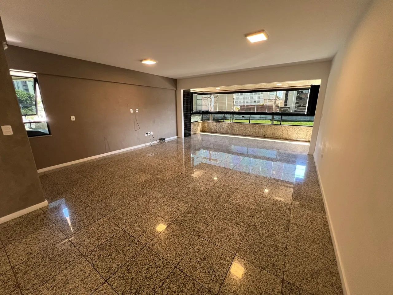Apartamento 4 Quartos, 160m² na Ponta Verde - Foto 2