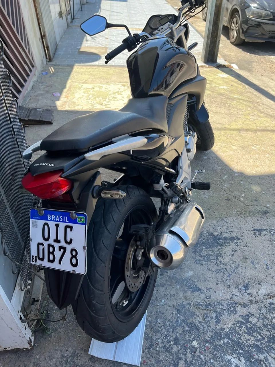 MOTO CB 300 - Foto 2