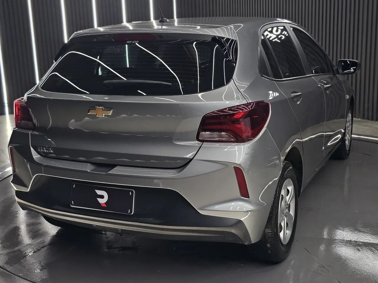 Chevrolet Onix Hatch 1.0 12V Flex Mec. 4P 2025 - Foto 4