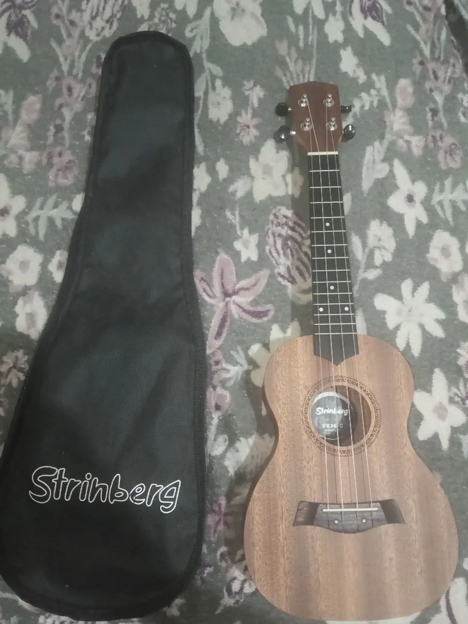 Ukulele novo 