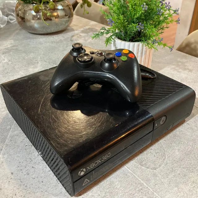 Xbox 360 com controle novo e kinect