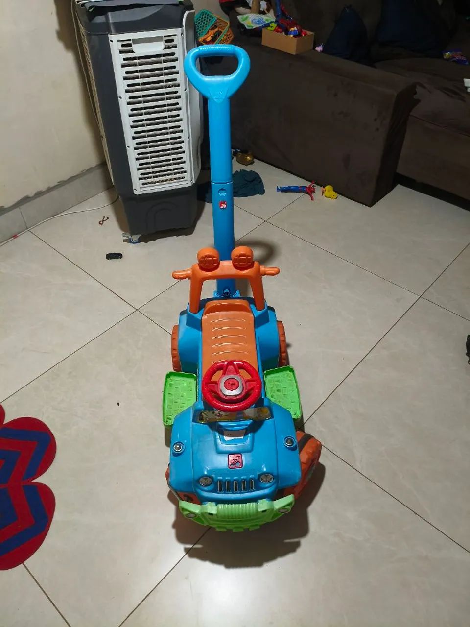Carrinho de brinquedo andador - Foto 3