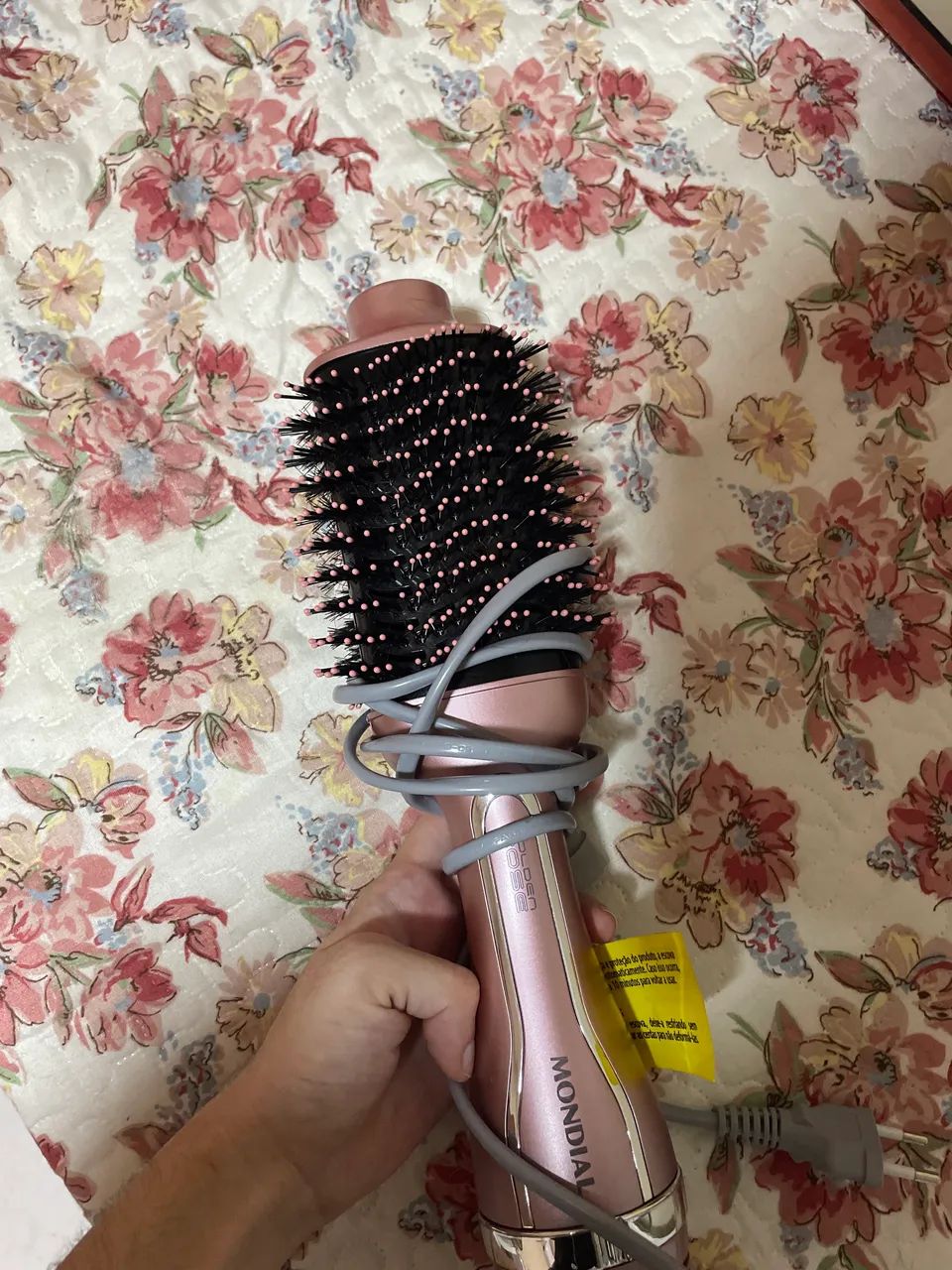Escova modeladora mondial