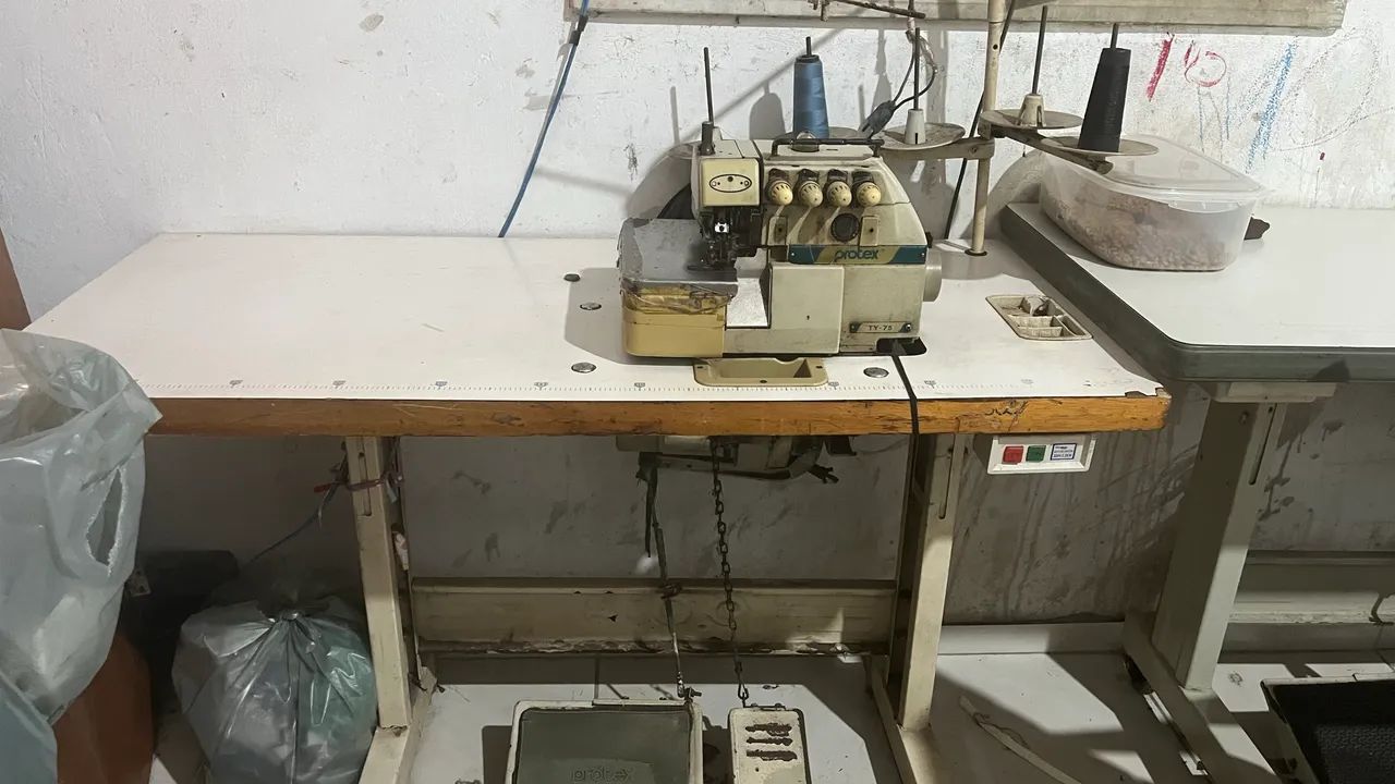 Máquina de costura  - Foto 3