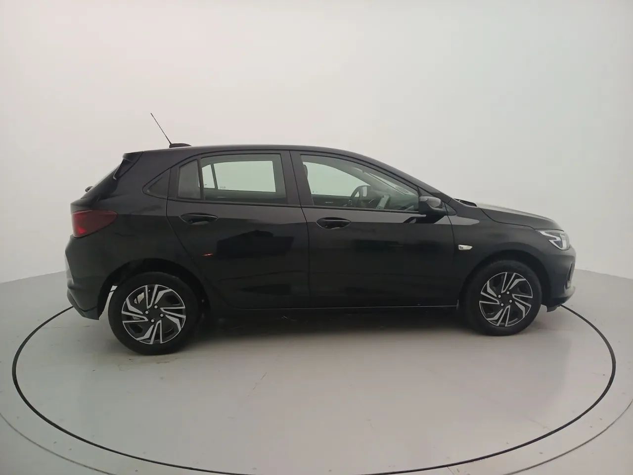 Chevrolet Onix Hatch LT 1.0 12V Flex Mec. 4P, foto 6 de 18
