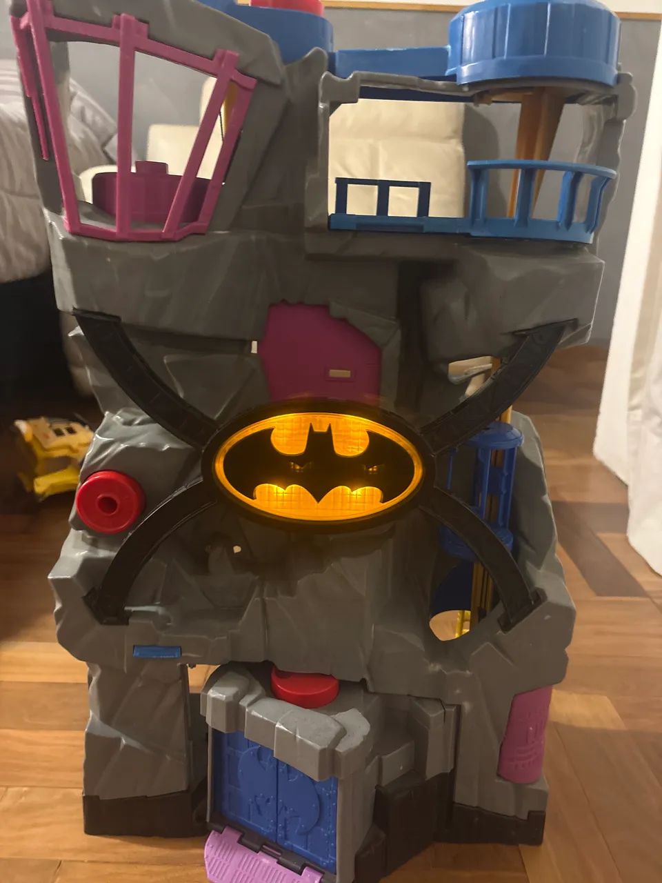 Batcaverna do Batman Imaginext - Completa e em Ótimo Estado