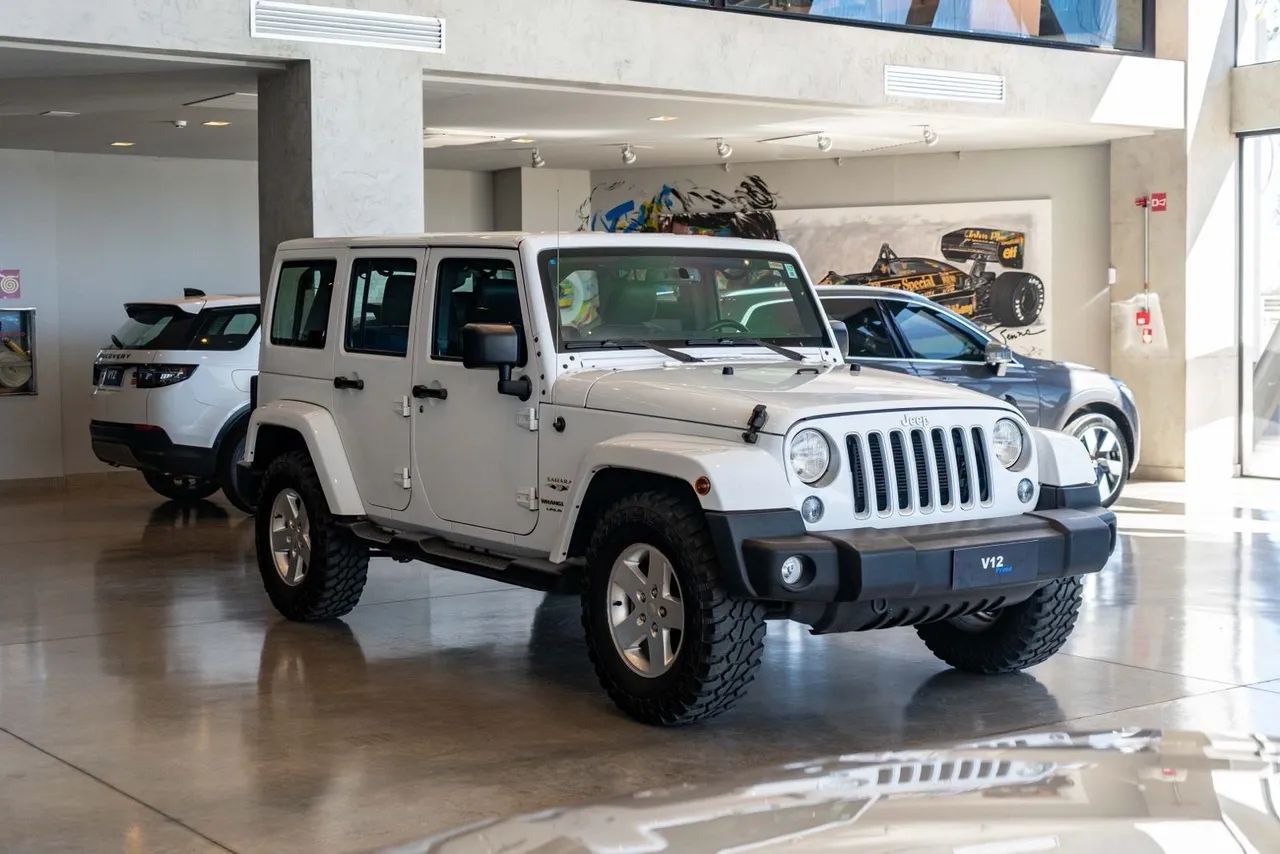 Jeep Wrangler Wrangler Unlimited SAHARA 3.6 V6 4p 2018