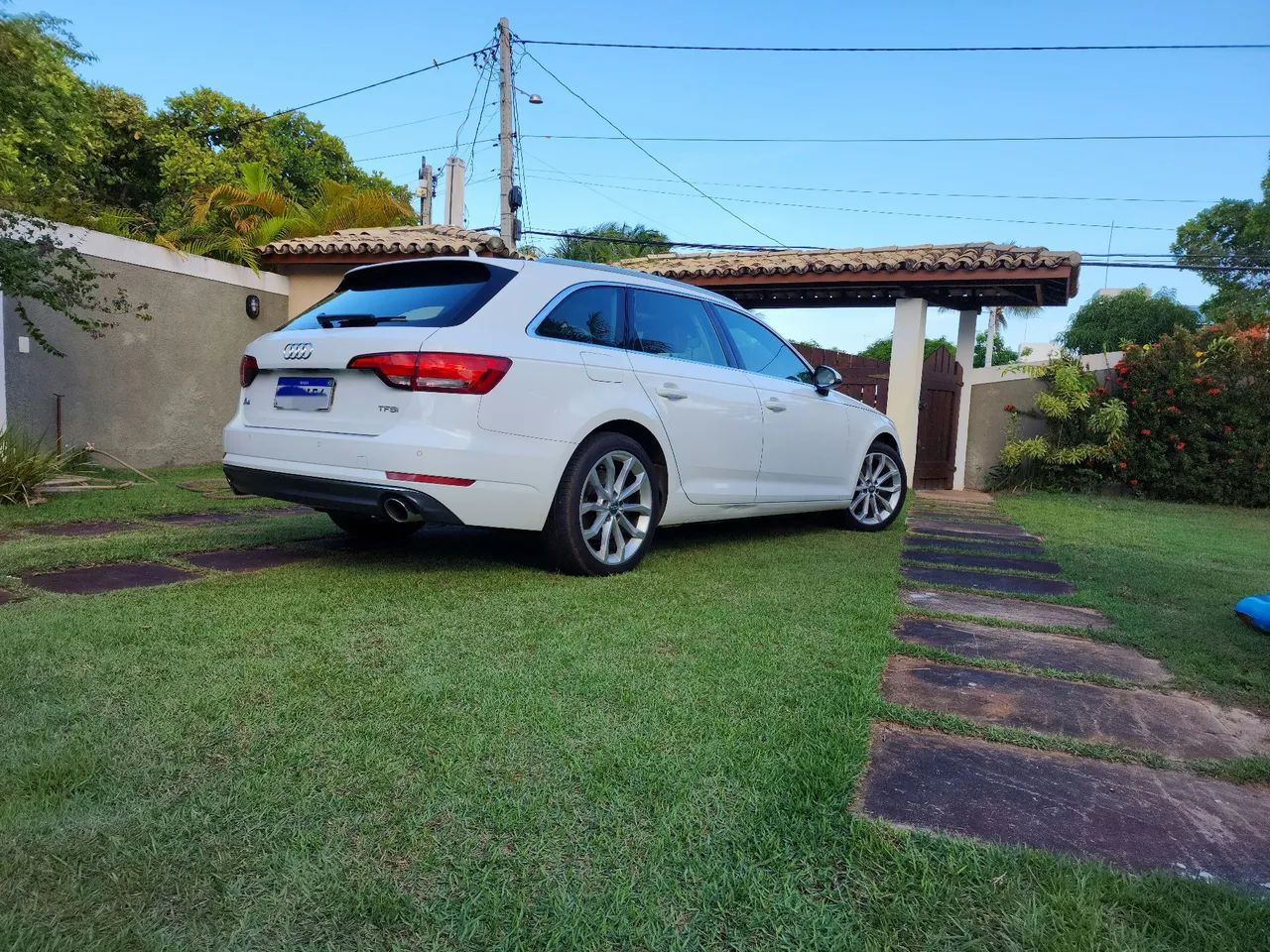 Audi A4 2.0 Avant Ambie. 2.0 16V TFSI S Tron. 2018