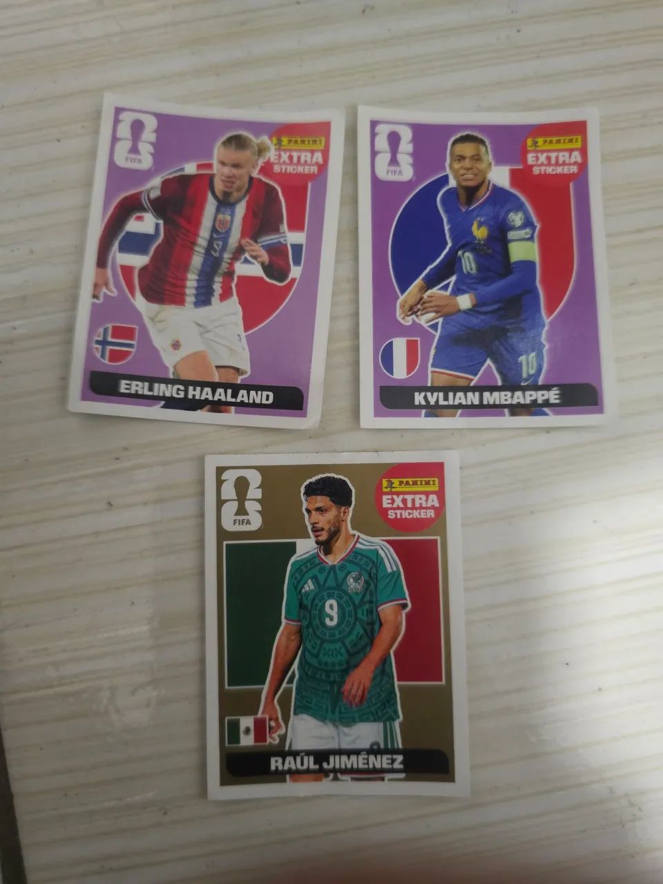 Figurinha Extra Roxo e Ouro Copa do Mundo 2026 Panini - Foto 2