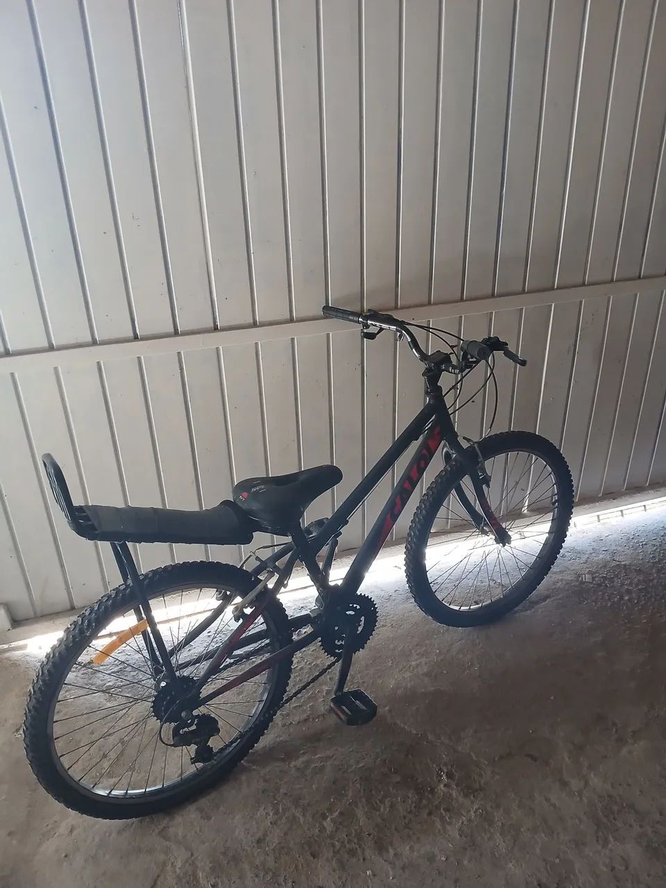 Bicicleta montadinha aro 24