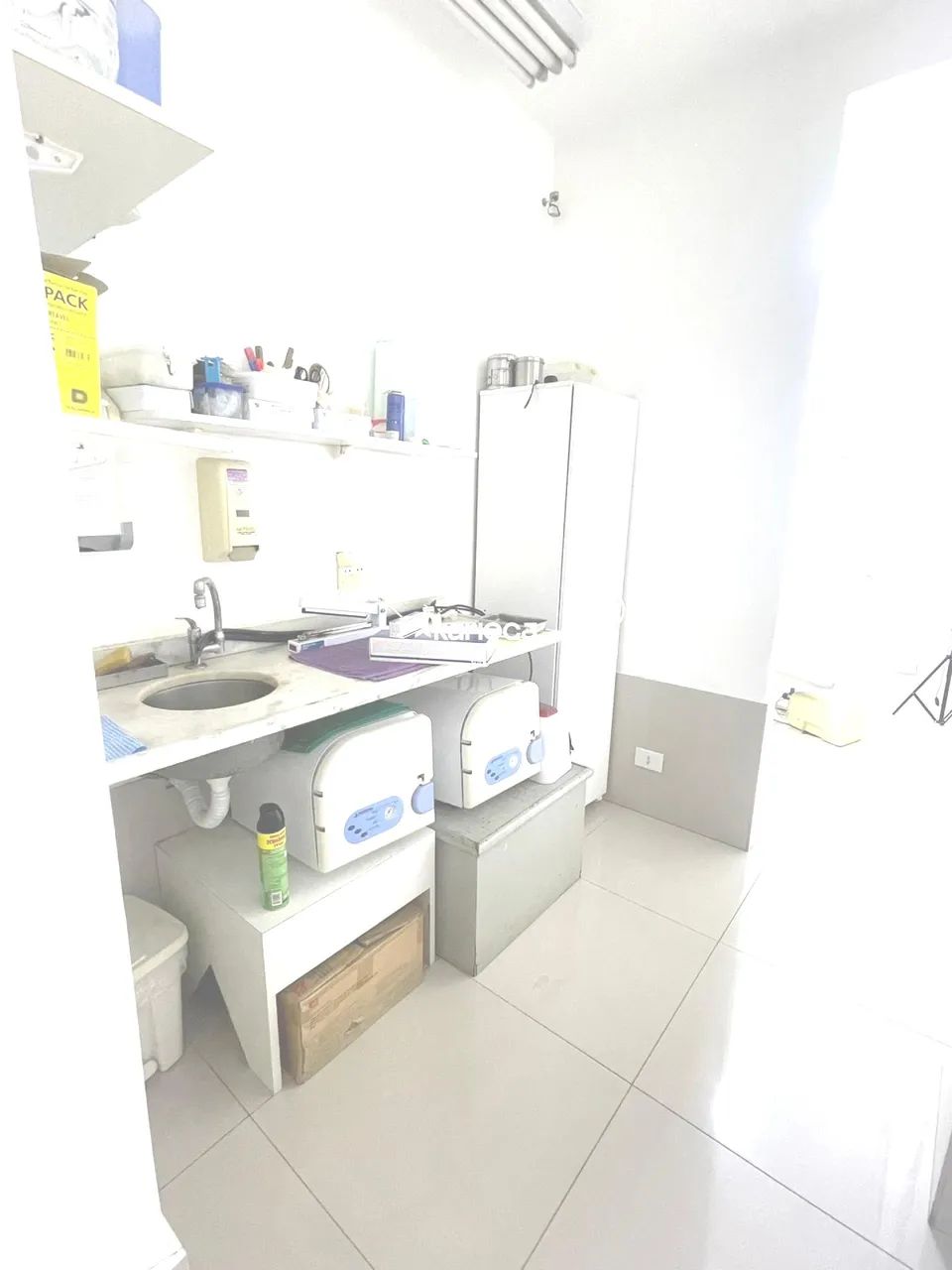VENDO CONSULTORIO DE ODONTOLOGICA COM PORTARIA FECHADA - Foto 3