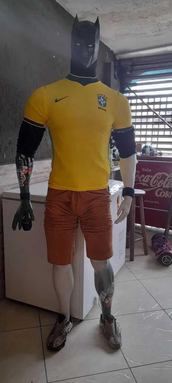 Batman Tamanho Real Bombado