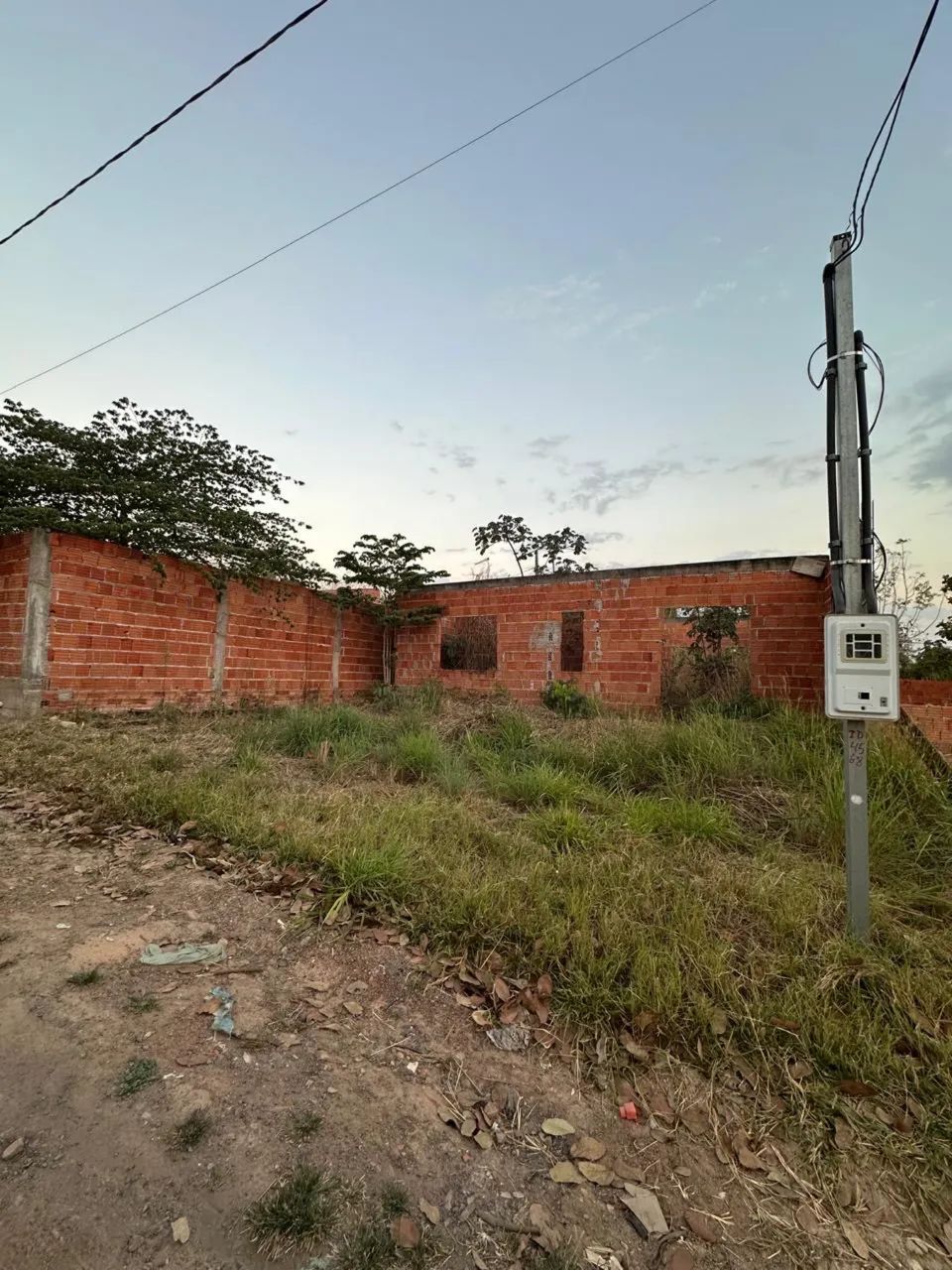 TERRENO 10x22 COM CASA EM CONSTRUÇÃO 