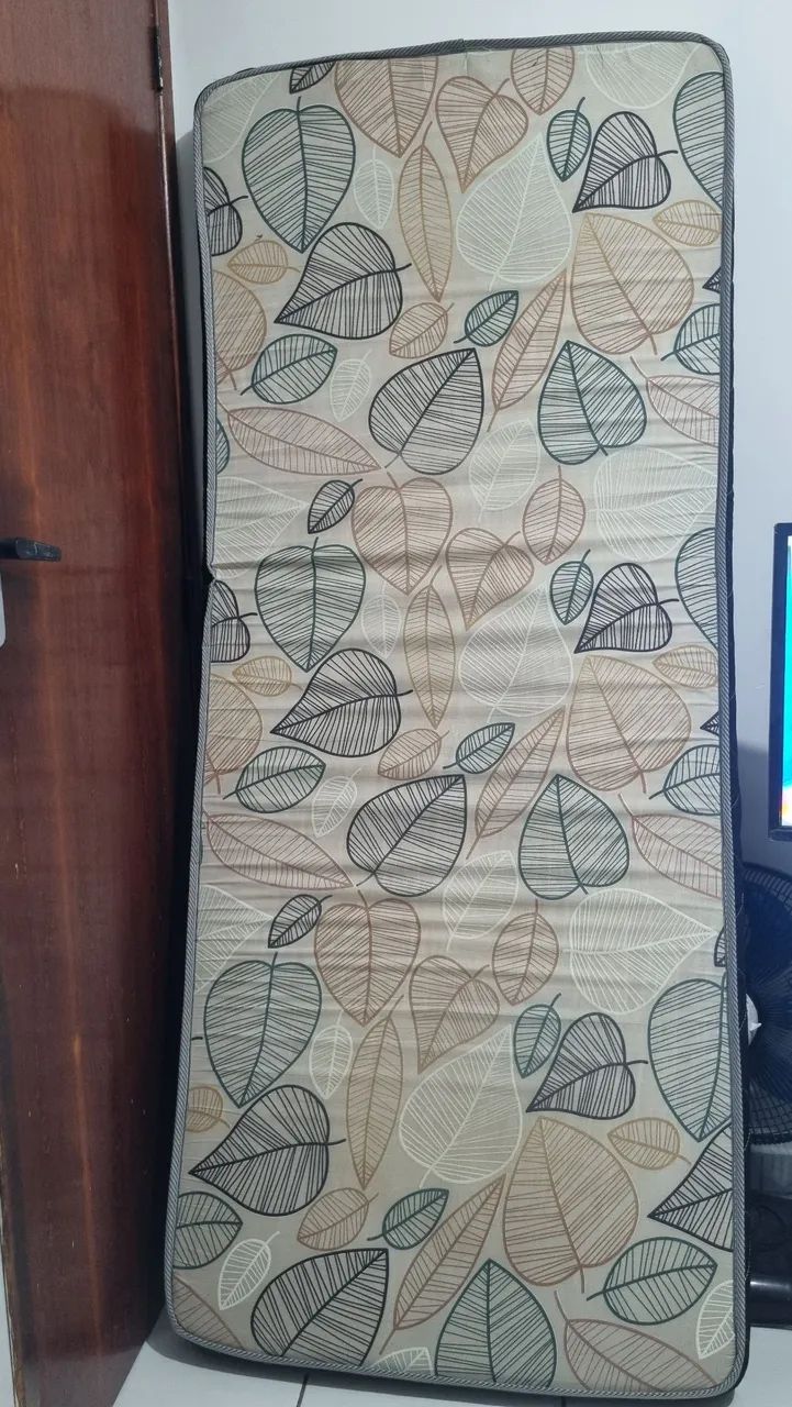 Vendo colchão em bom estado  - Foto 2