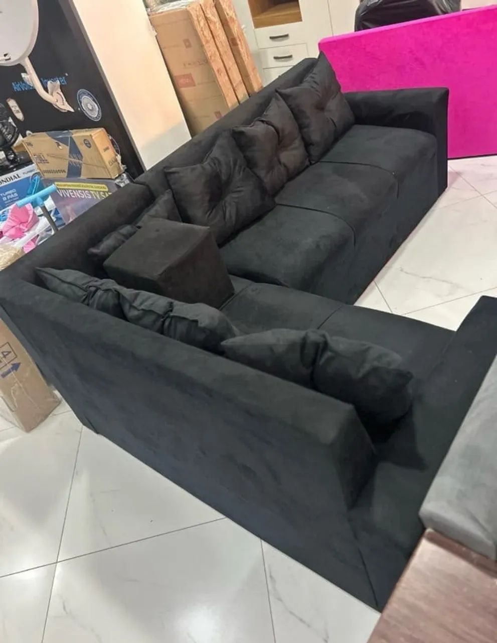 Sofá Em Promoção - acompanha Puff de Brinde - Foto 3