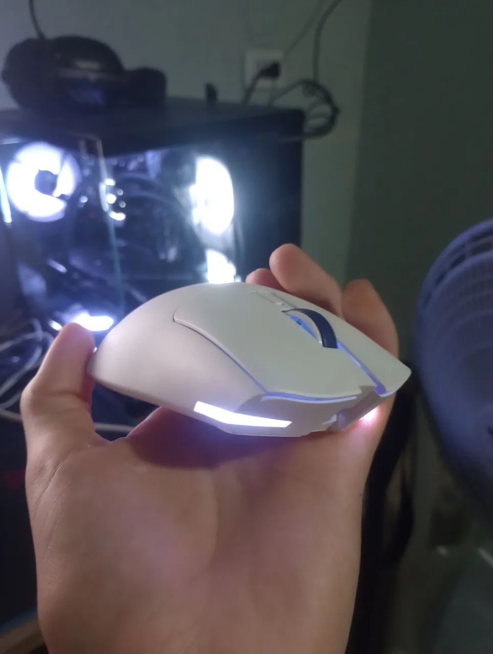 Mouse gamer sem fio - Foto 5