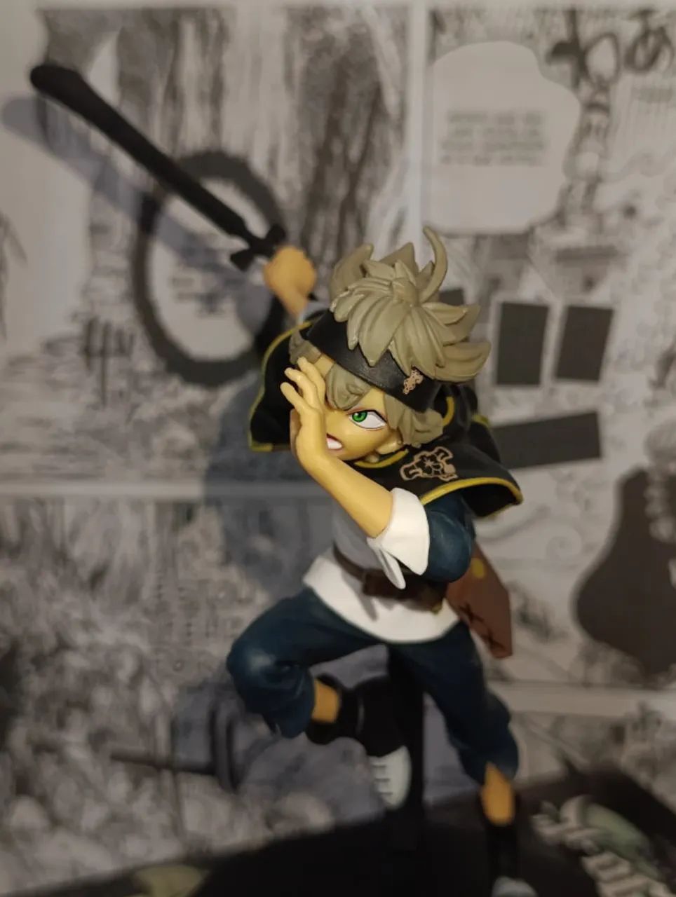 Figure Asta (Black Clover / Touros Negros)