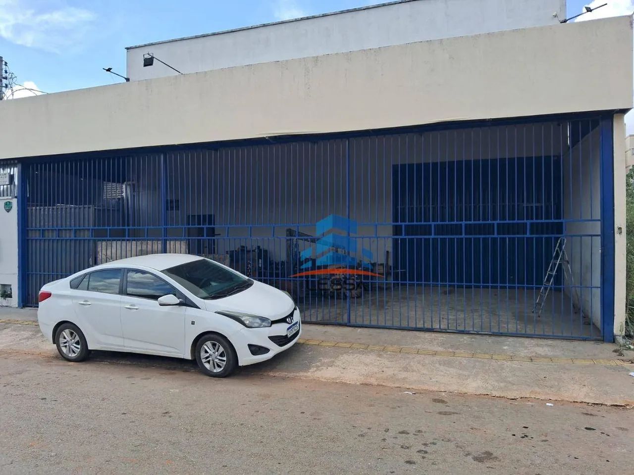 Galpão de 392,5m² no Parque Oeste Industrial - Goiânia - Foto 2