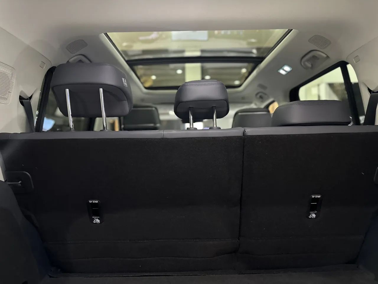 Denza B5 SUV híbrido plug-in, foto 9 de 10