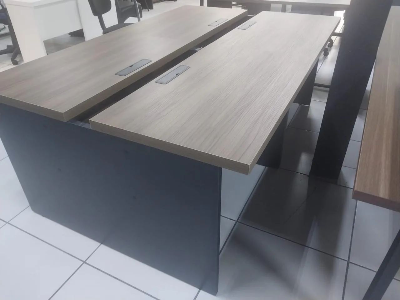 Estação/Mesa de trabalho com 02 lugares - Foto 4
