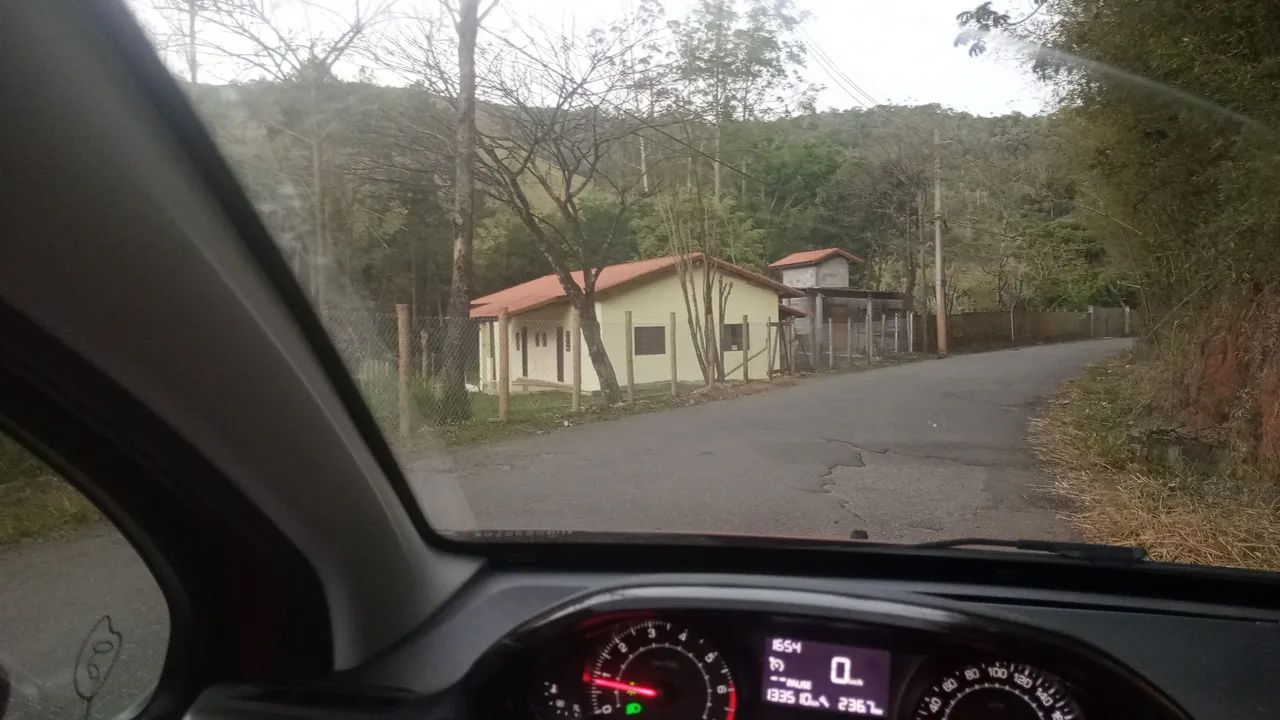 ALUGO CHÁCARA PRA MORADIA  EXCELENTE LOCAL  - Foto 2