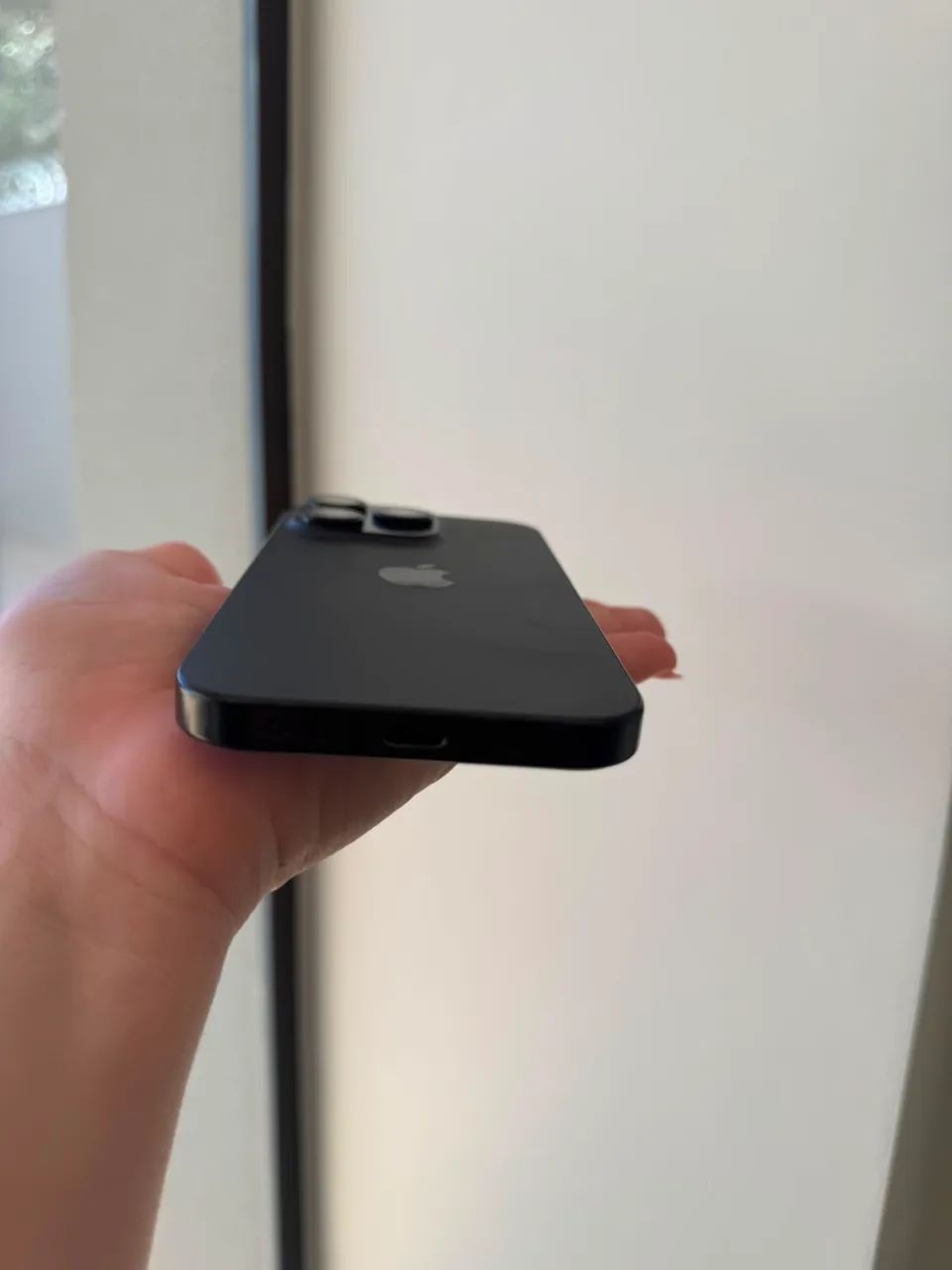 Iphone 16 pro 128 semi novo - Foto 4