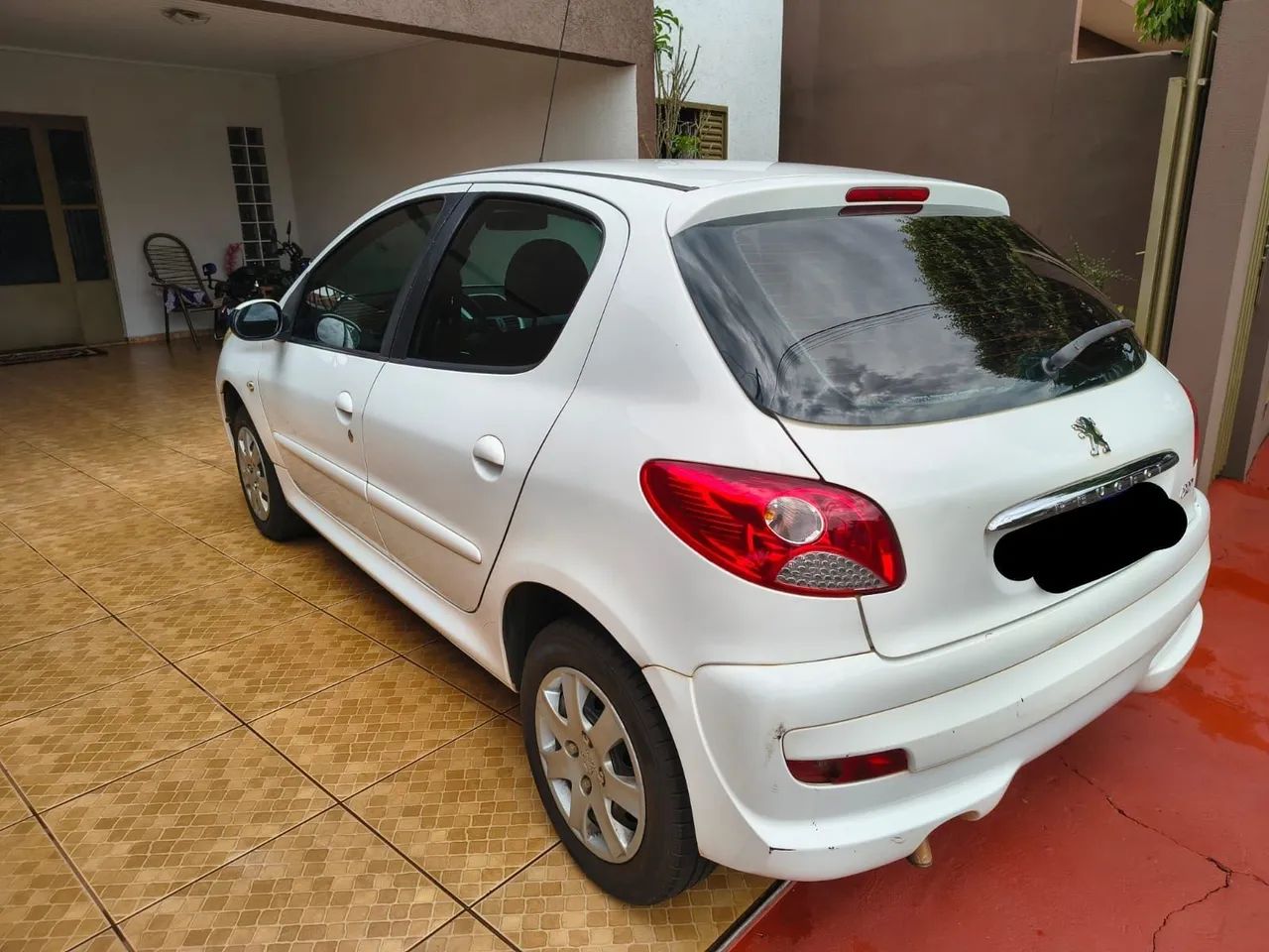 Peugeot 207 207 XR 1.4 FLEX 8V 5P 2012